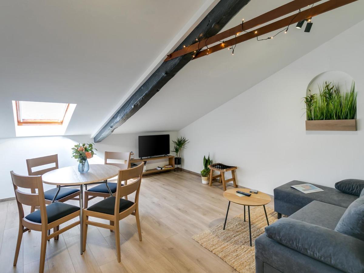 Fantattic Center Apartment *